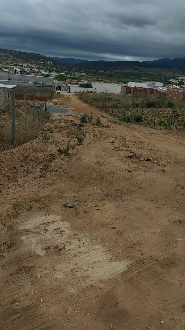 Terreno plano 6×14 na Jacobina 2 — foto 1